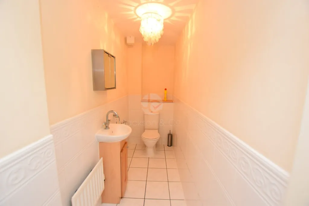 Albany Gardens, Colchester, Essex, CO2 8HQ, photo 8
