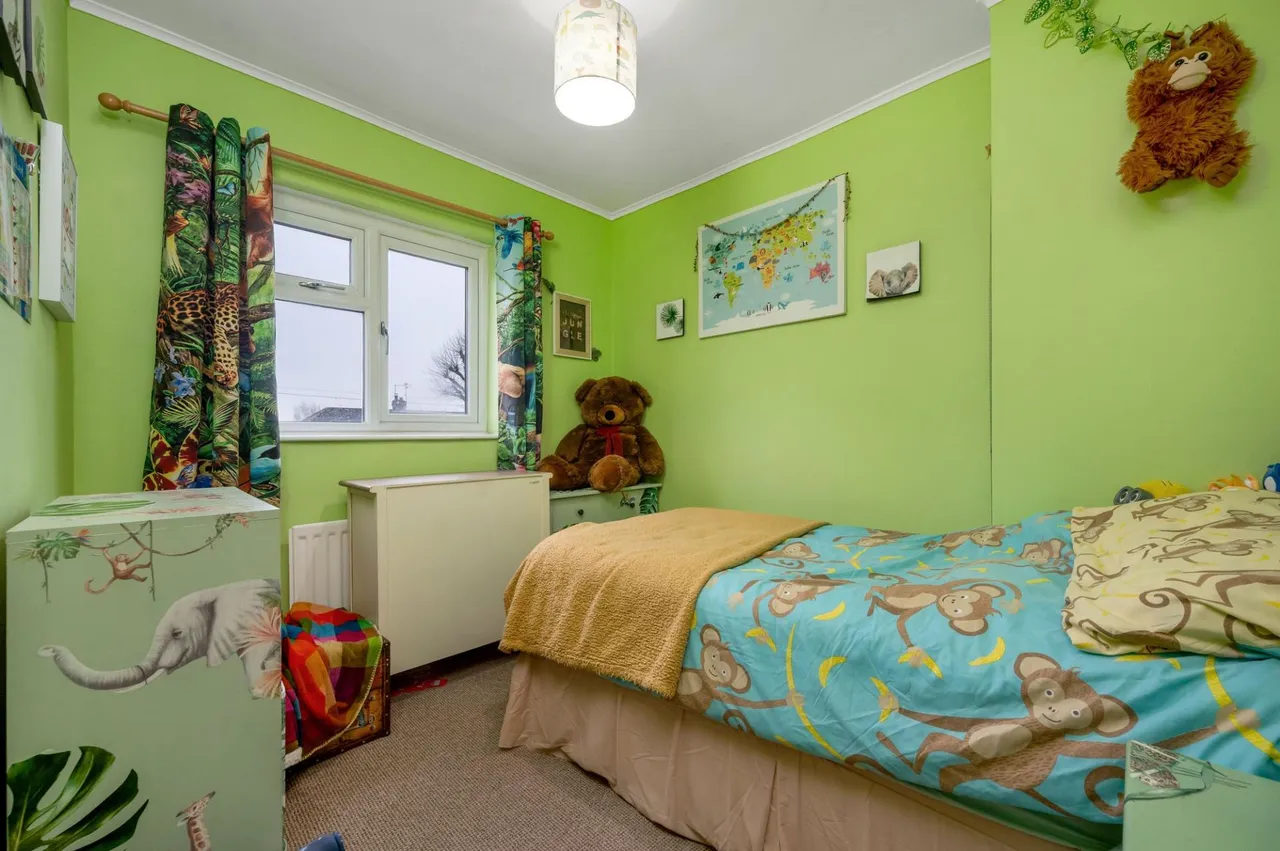 Gloucester Road, Stamford, PE9, photo 10