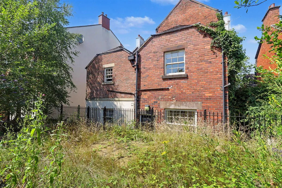 Stockwell Street, Leek, ST13, photo 2