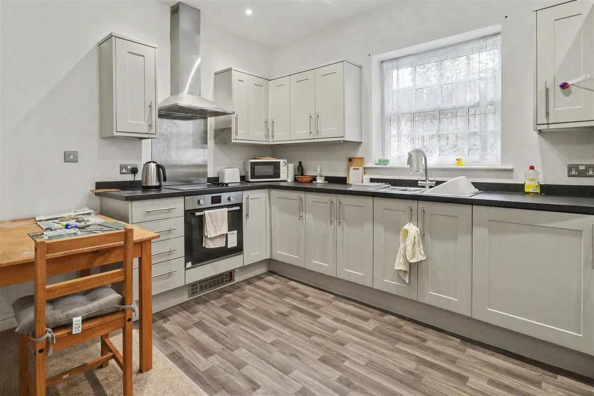 Stockwell Street, Leek, ST13, photo 18