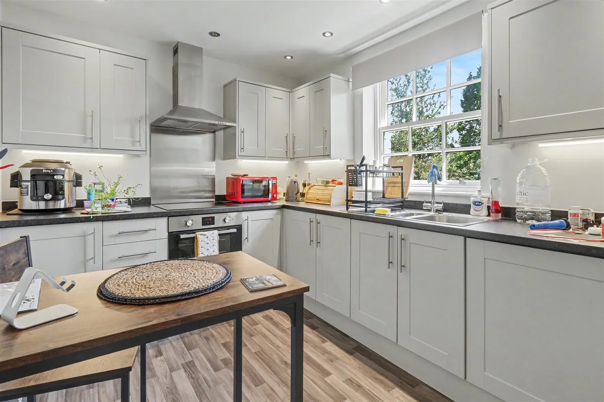 Stockwell Street, Leek, ST13, photo 9