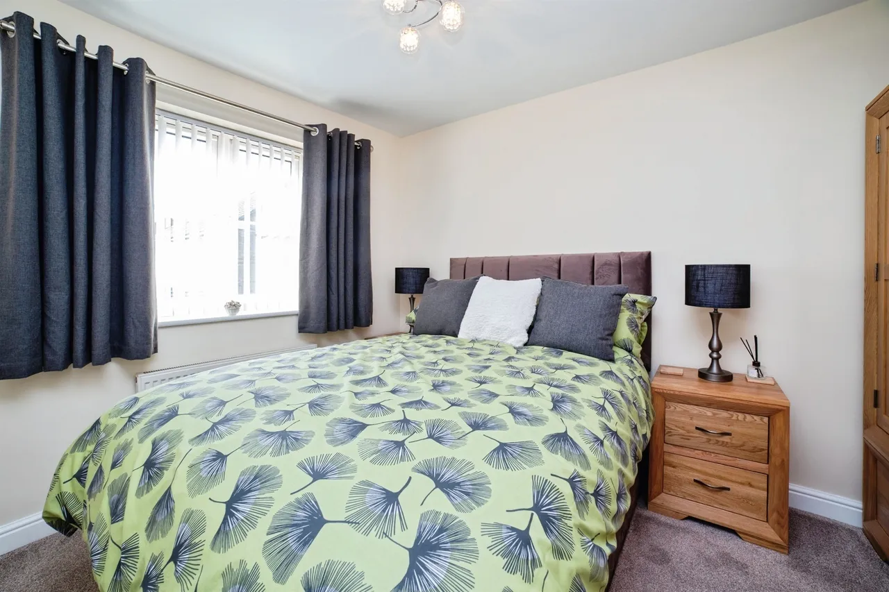 Portland Way, Clipstone Village, NG21, photo 14