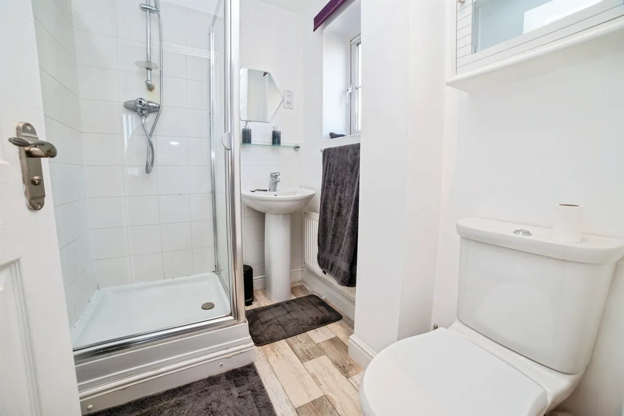 Portland Way, Clipstone Village, NG21, photo 13