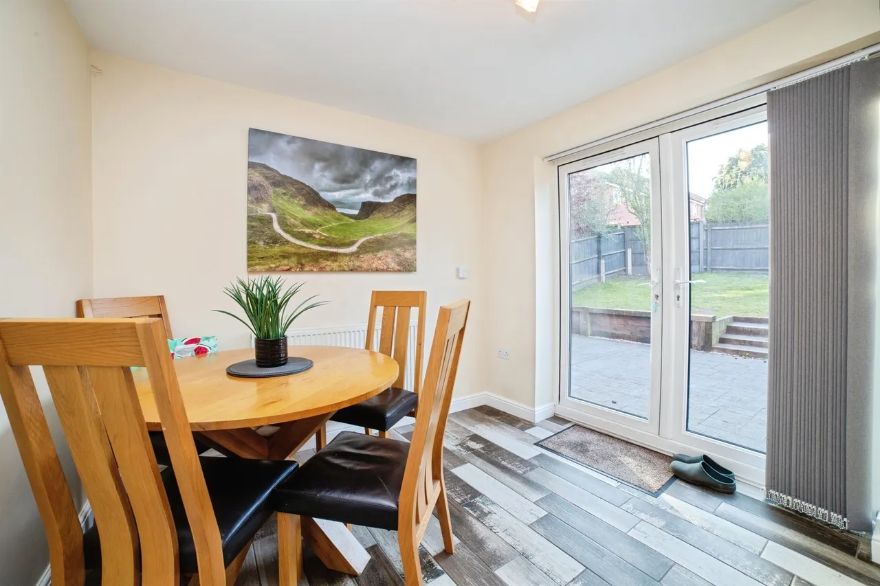 Portland Way, Clipstone Village, NG21, photo 5