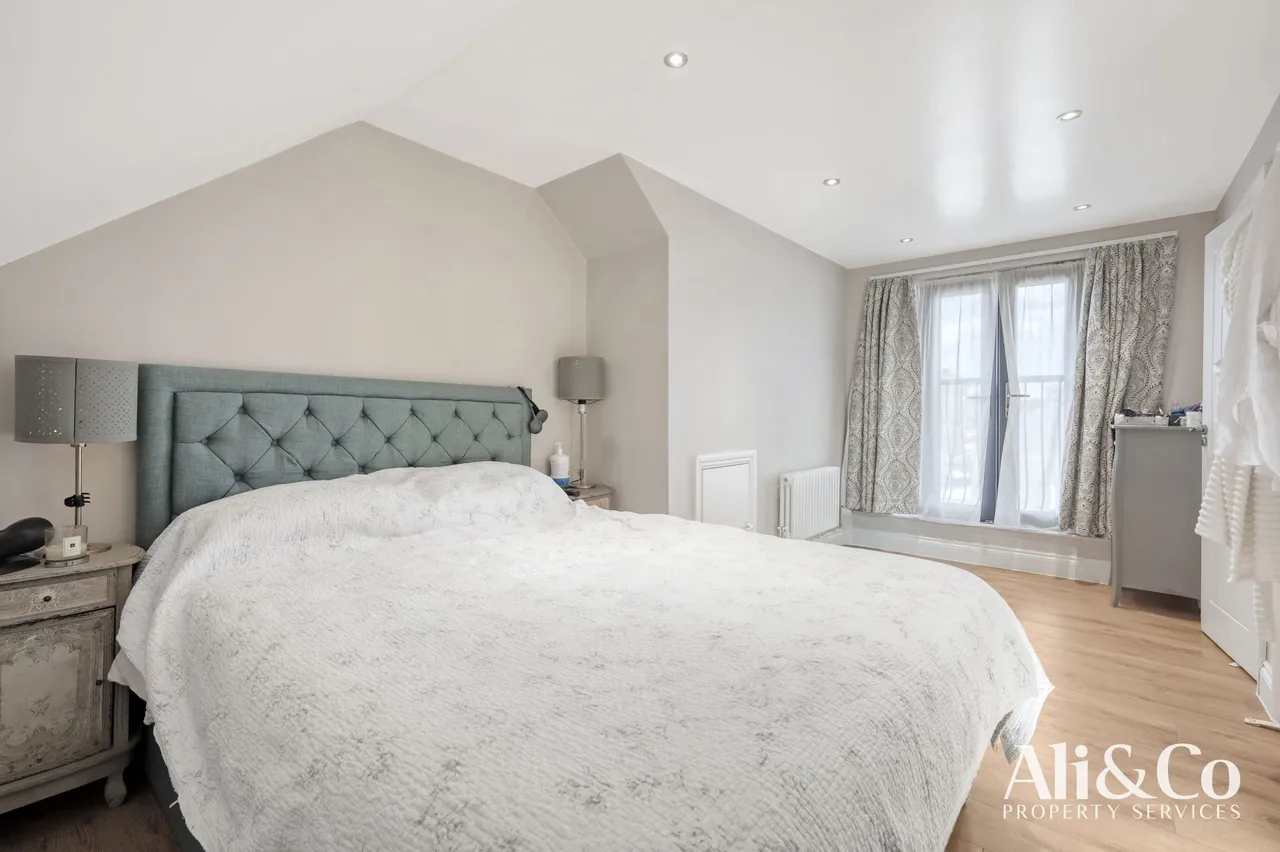 Southend Road, Grays, Essex, RM17 5NN, photo 15
