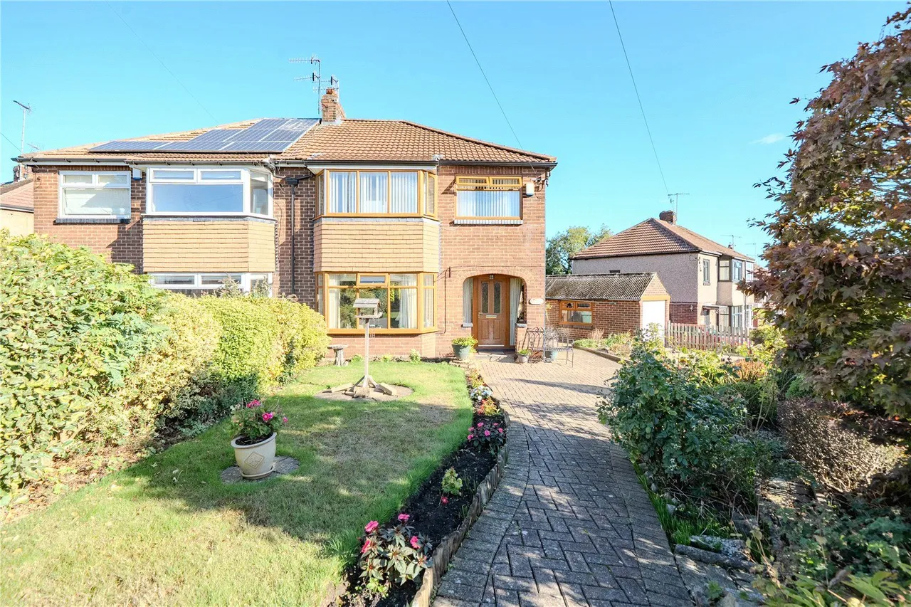Foxholes Lane, Calverley, LS28, photo 4