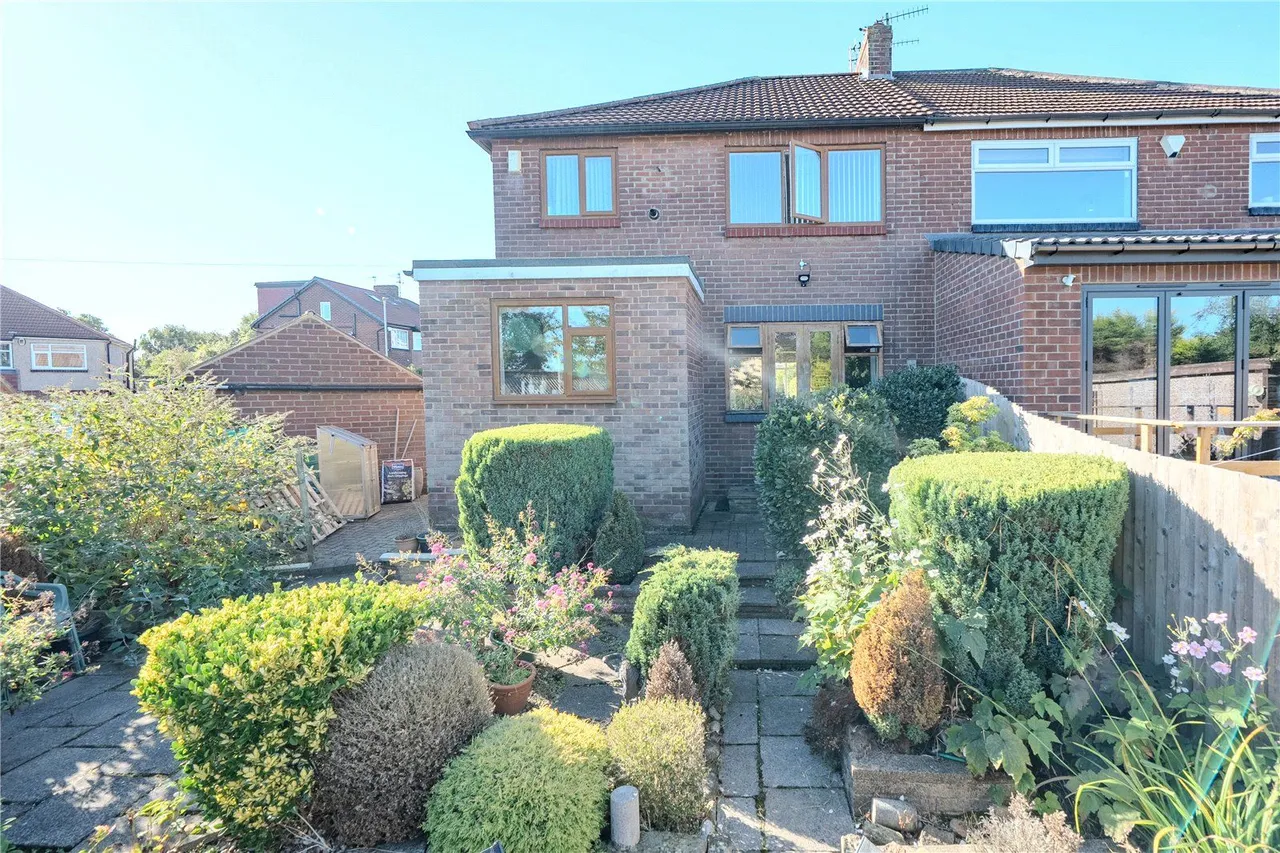Foxholes Lane, Calverley, LS28, photo 14