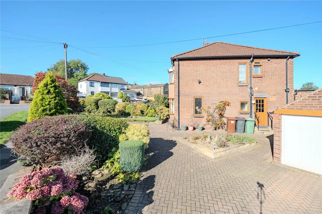 Foxholes Lane, Calverley, LS28, photo 15