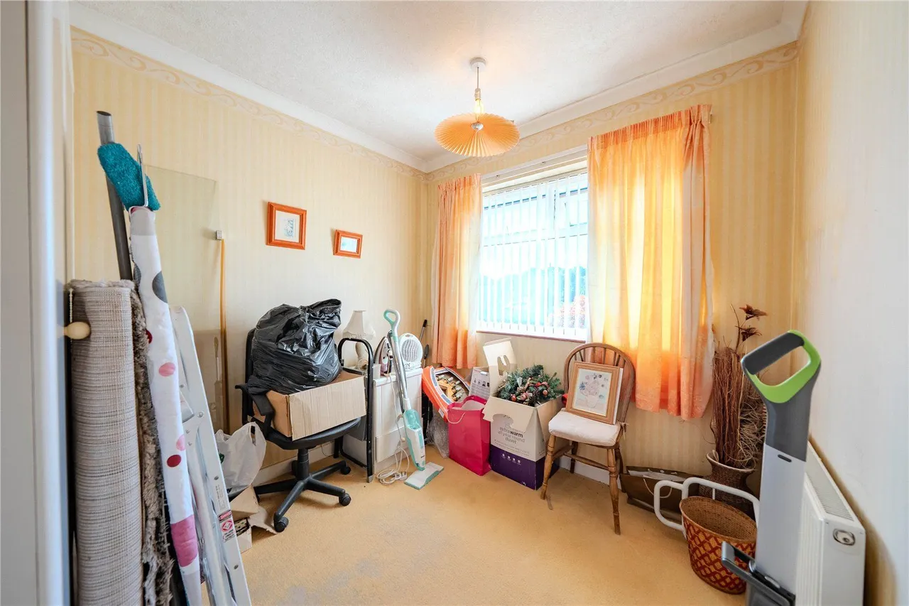 Foxholes Lane, Calverley, LS28, photo 12