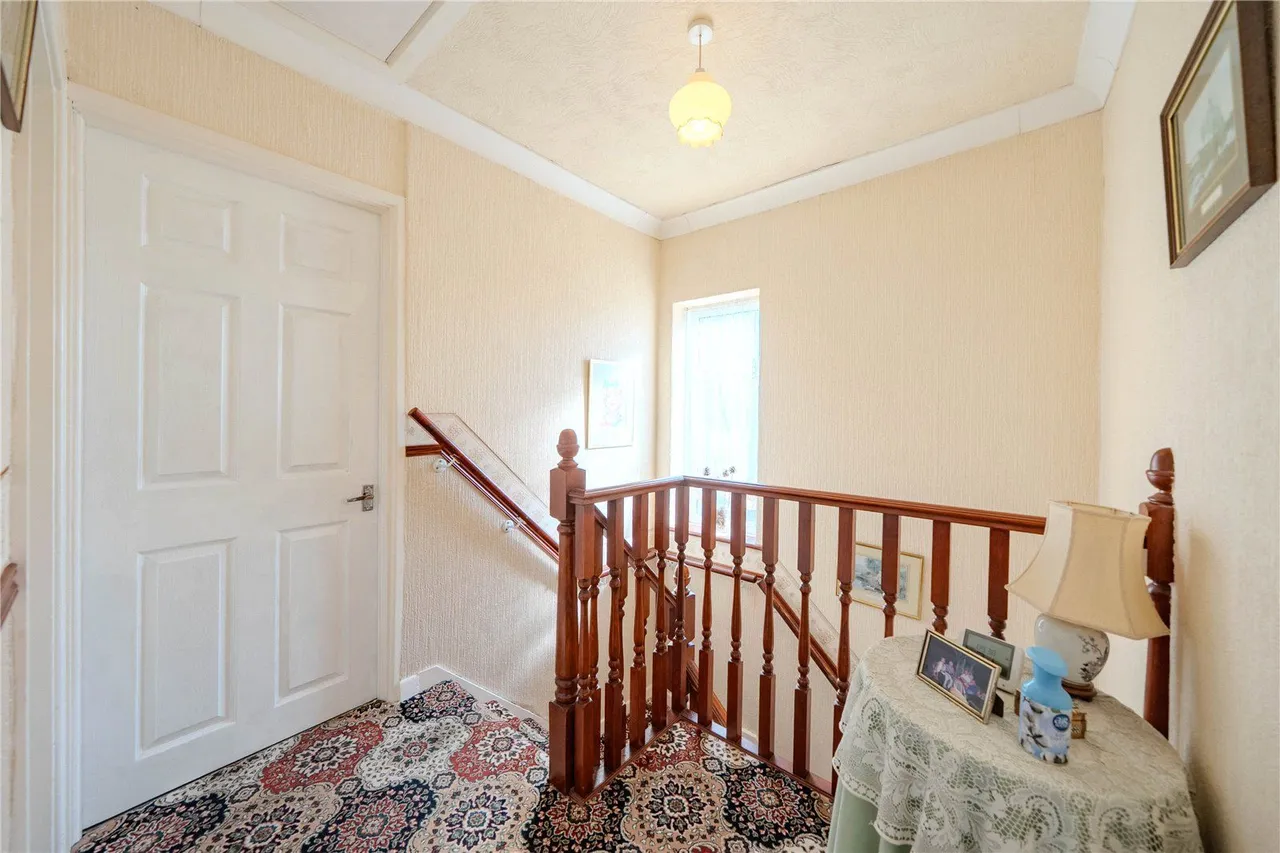 Foxholes Lane, Calverley, LS28, photo 13