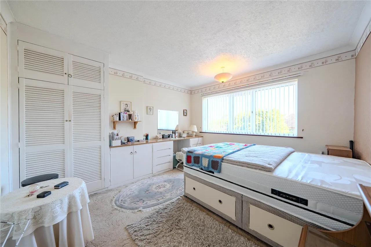 Foxholes Lane, Calverley, LS28, photo 6