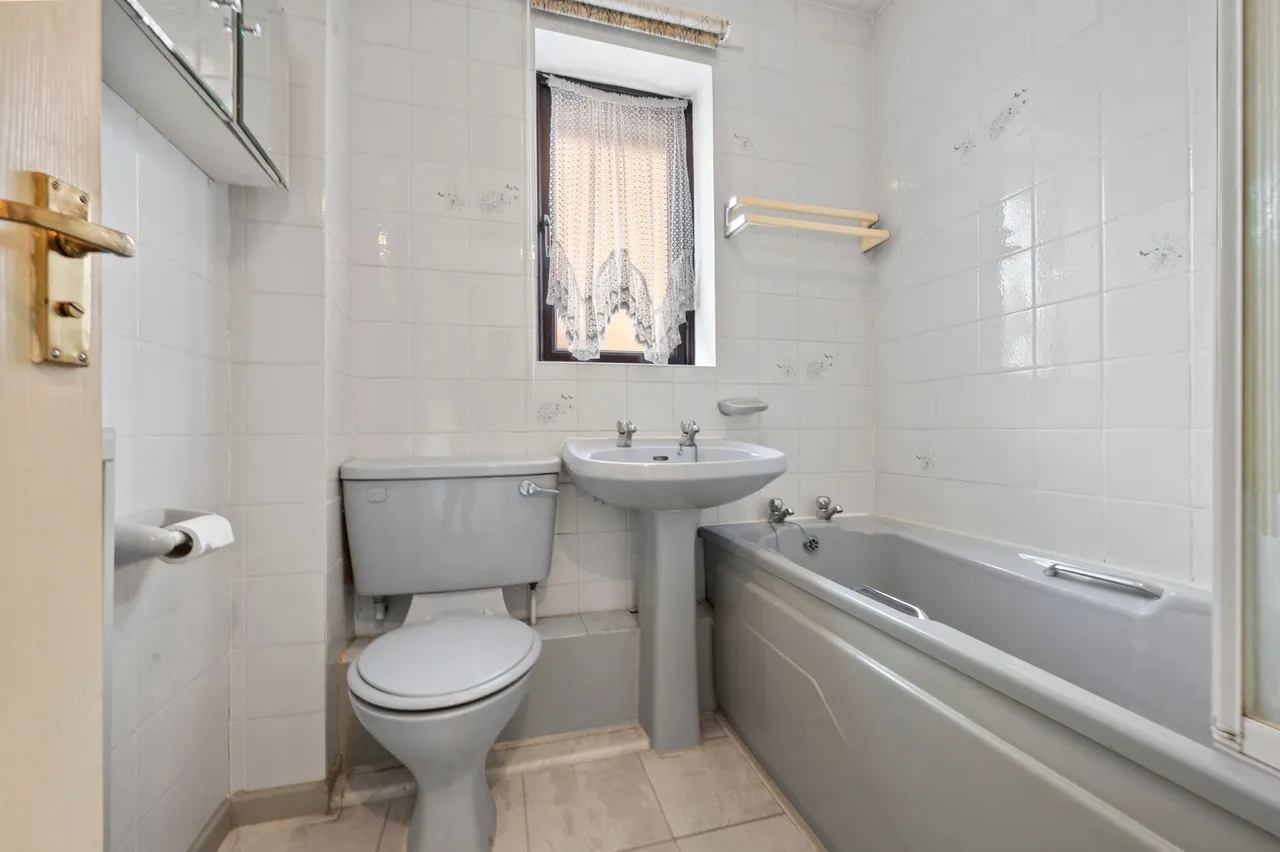Derwent Close, Leigh, Leigh, WN7 4JF, photo 11