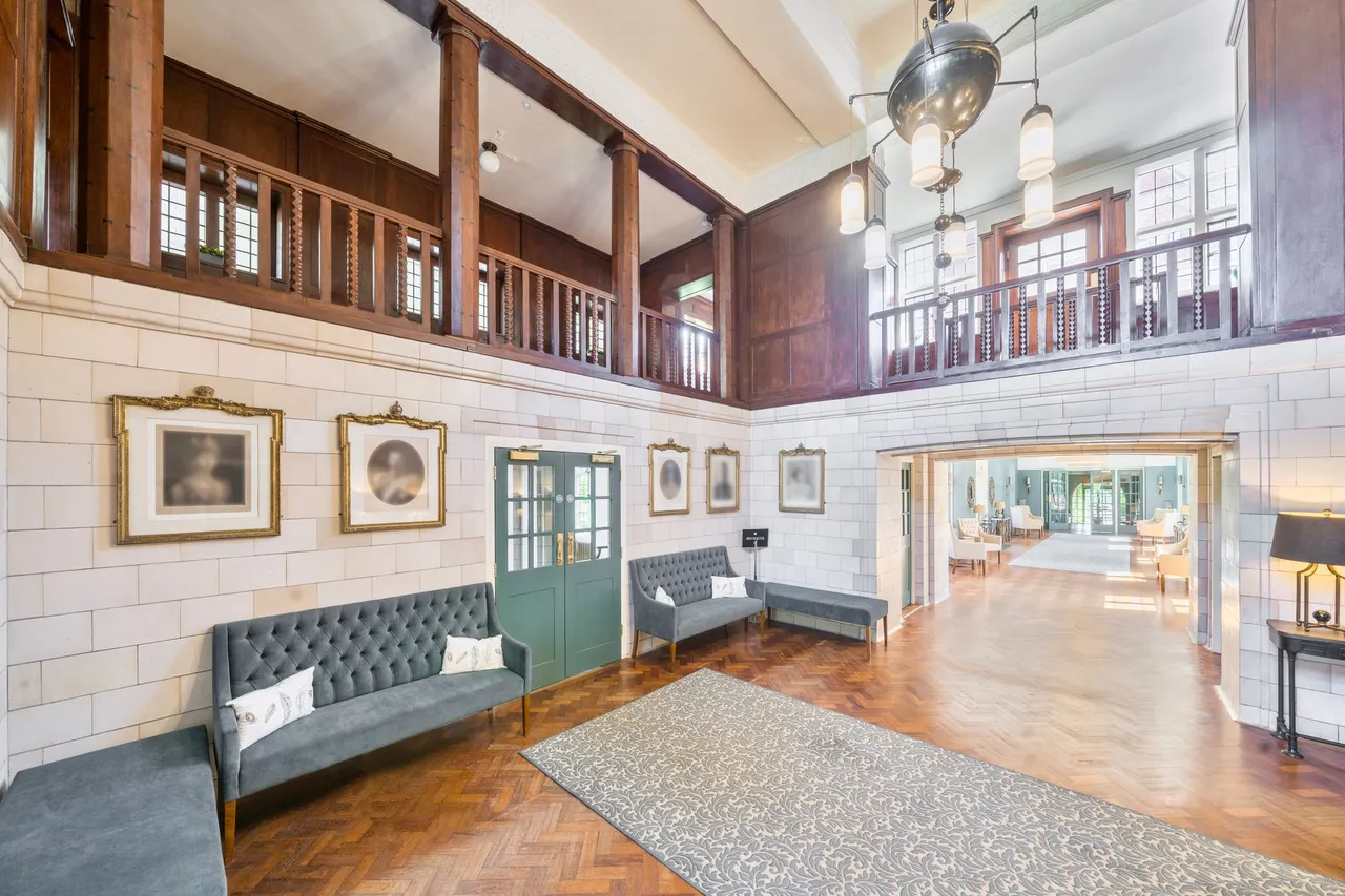 Kings Drive, Midhurst, GU29, photo 21