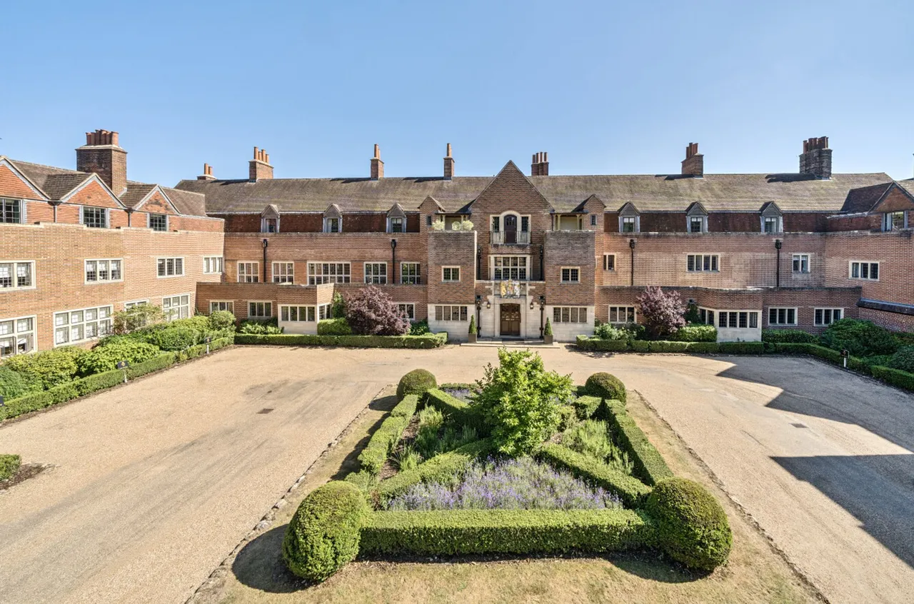 Kings Drive, Midhurst, GU29, photo 20