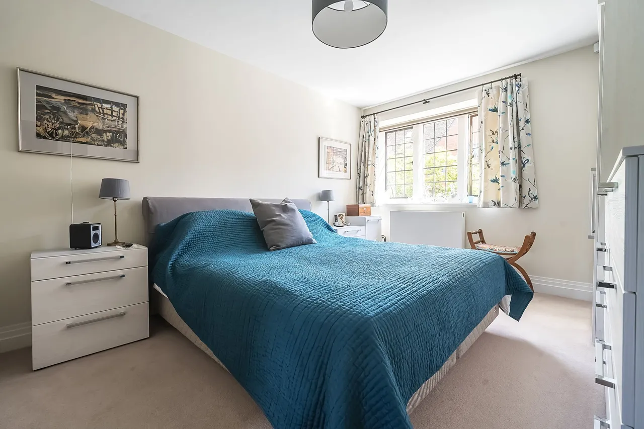 Kings Drive, Midhurst, GU29, photo 12