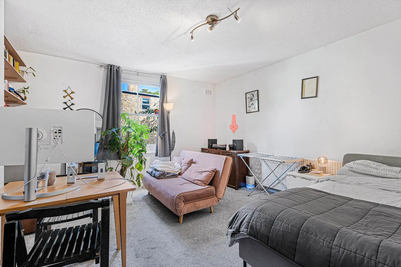 Tierney Road, London, SW2, photo 2