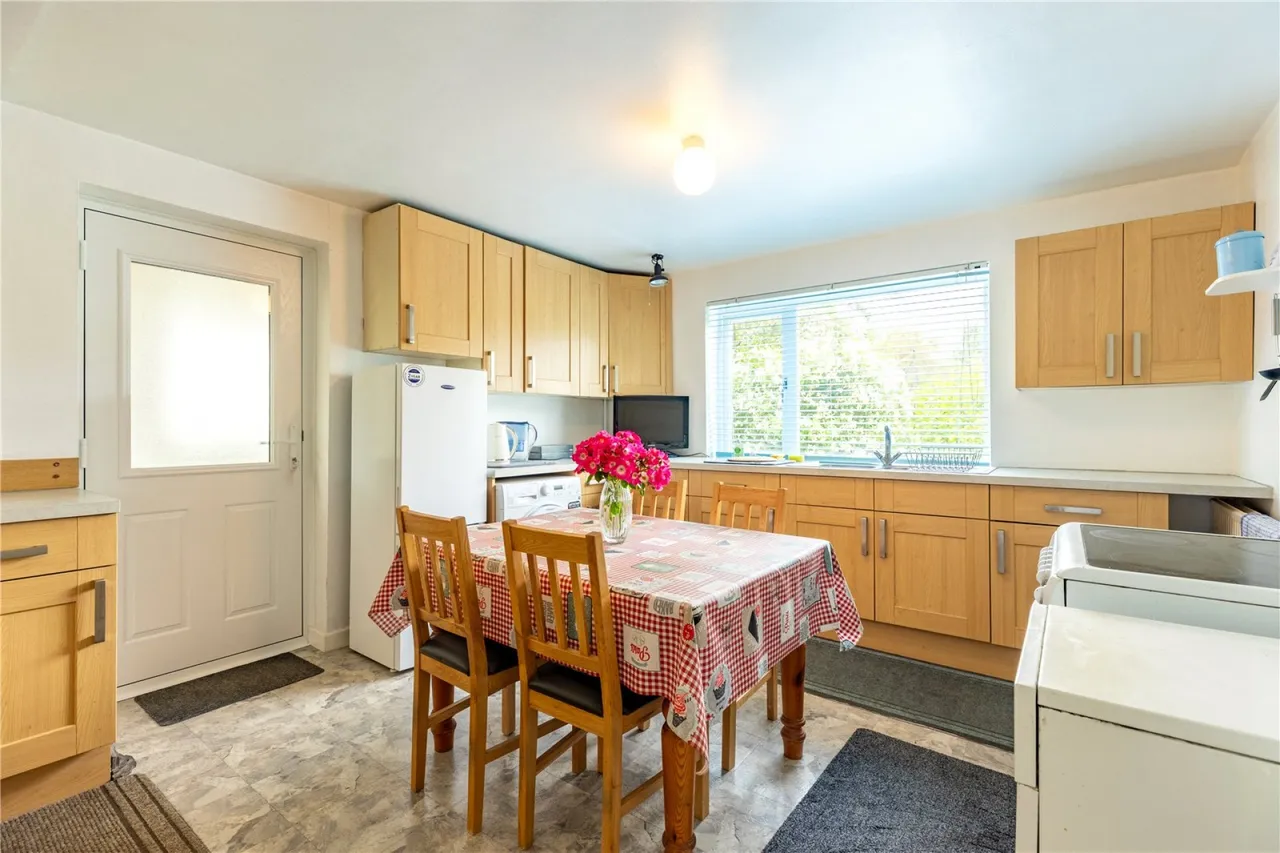 Southrop, Lechlade, GL7, photo 3