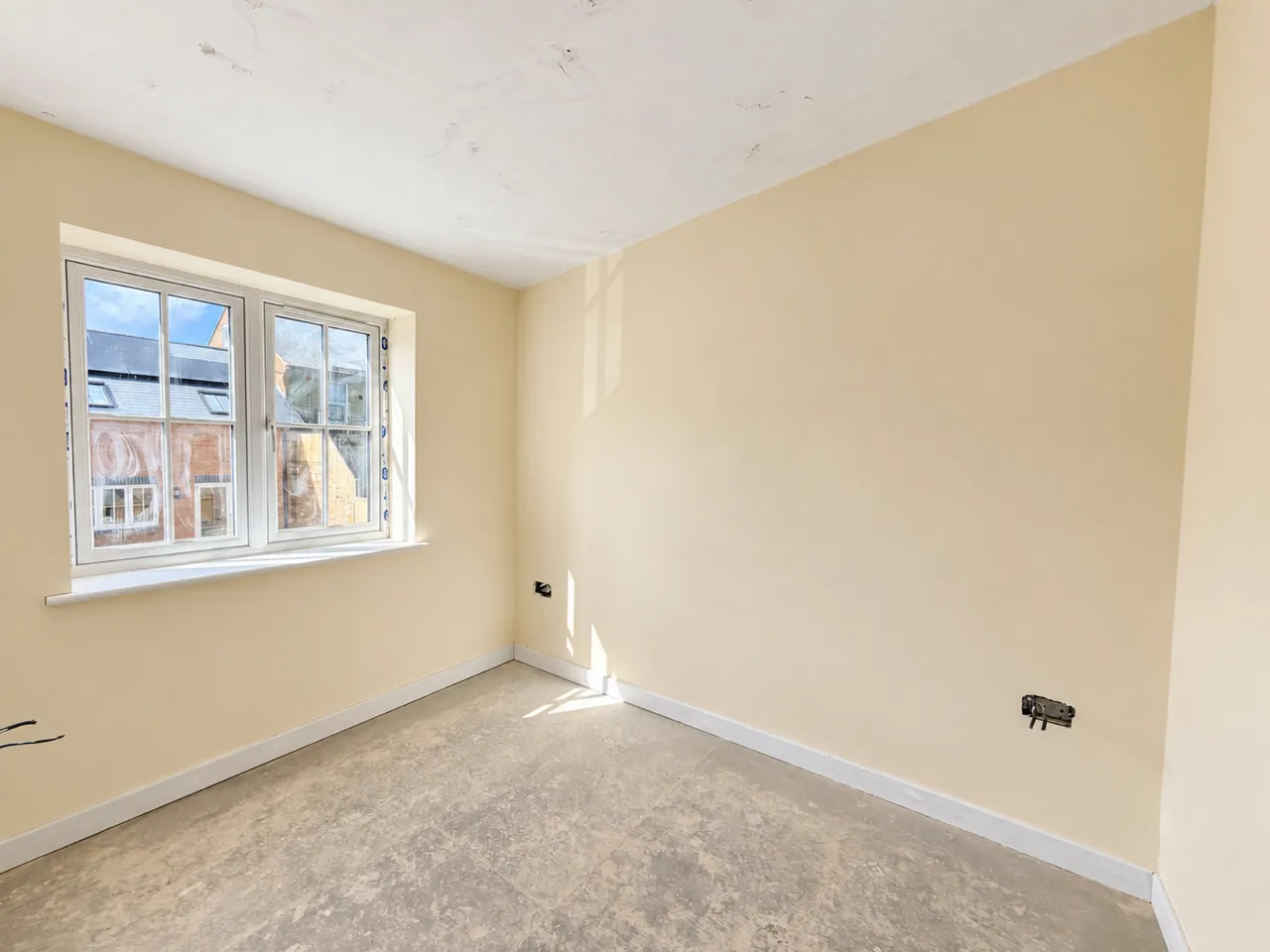 Salop Road, Oswestry with Double Garages, photo 9