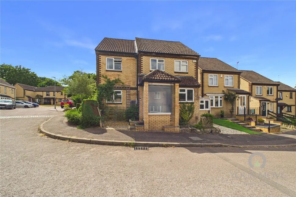 4 bed house for sale — Raisins Field Close, Ecton Brook, Northampton, NN3