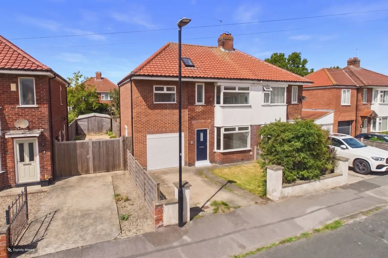 Lawnswood Drive, York, YO30, photo 4