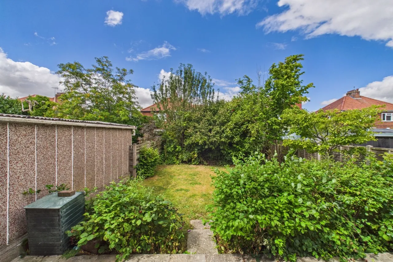 Lawnswood Drive, York, YO30, photo 17