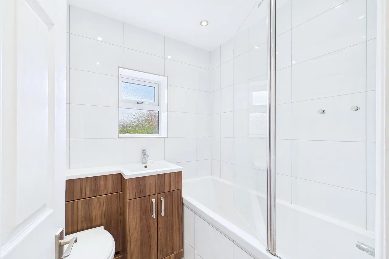 Lawnswood Drive, York, YO30, photo 9
