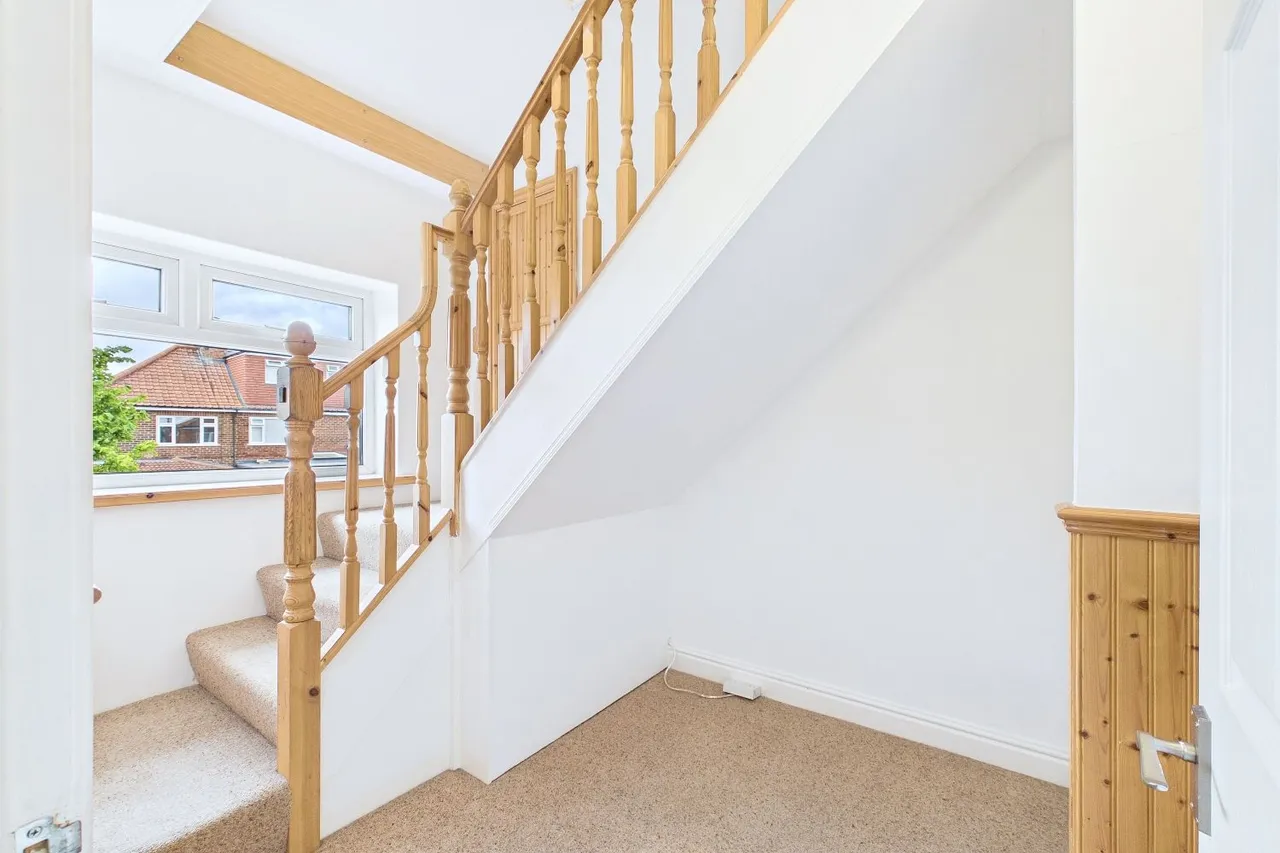 Lawnswood Drive, York, YO30, photo 14