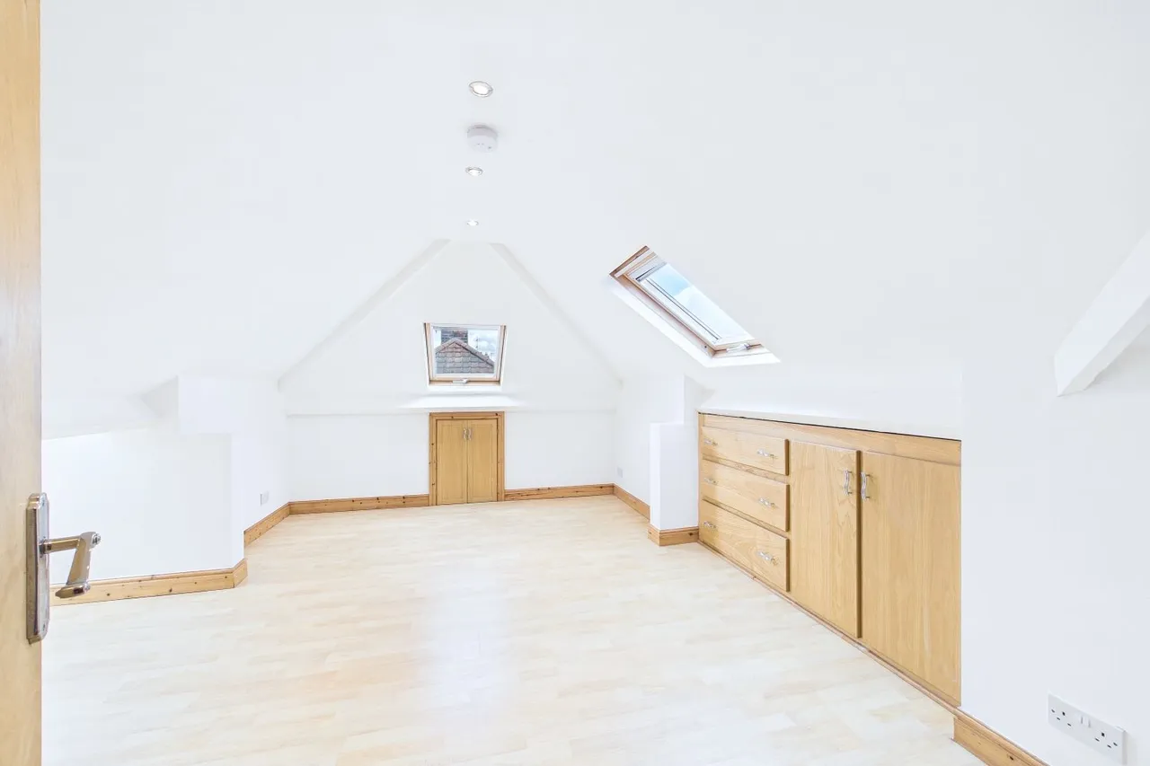 Lawnswood Drive, York, YO30, photo 16