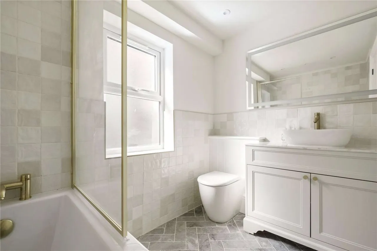 Sarsfeld Road, London, SW12 8HL, photo 12