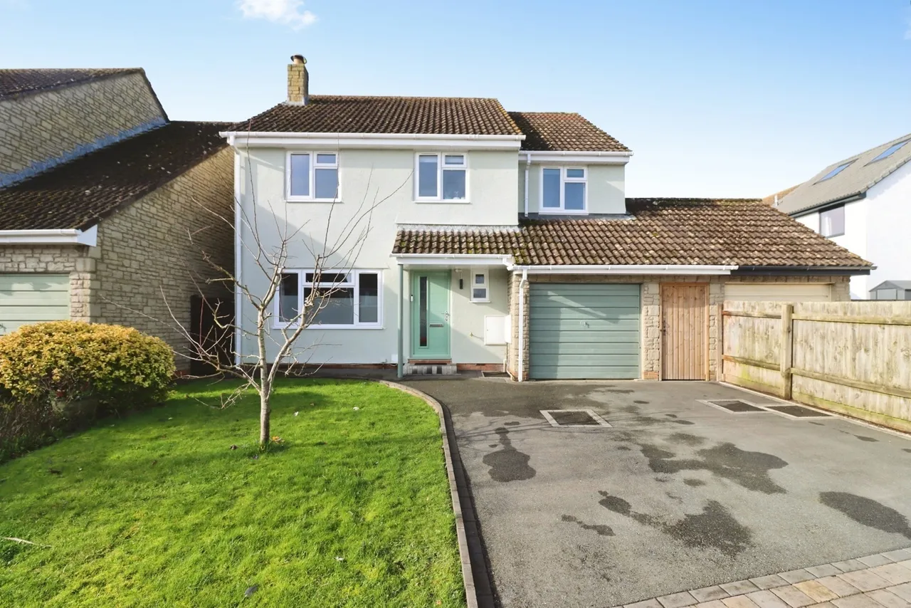 4 bed house for sale — Inglestone Road, Wickwar, Wotton-under-Edge, GL12