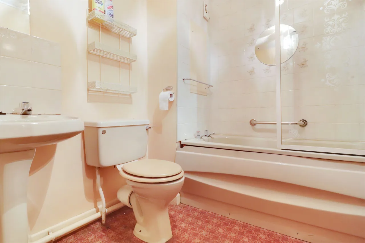 Abyssinia Terrace, Barnstaple, EX32, photo 5
