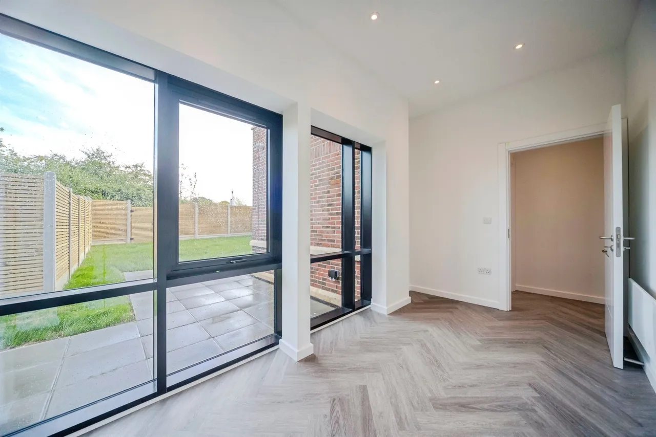 Caldecotte Lake Drive, Caldecotte, MK7, photo 9