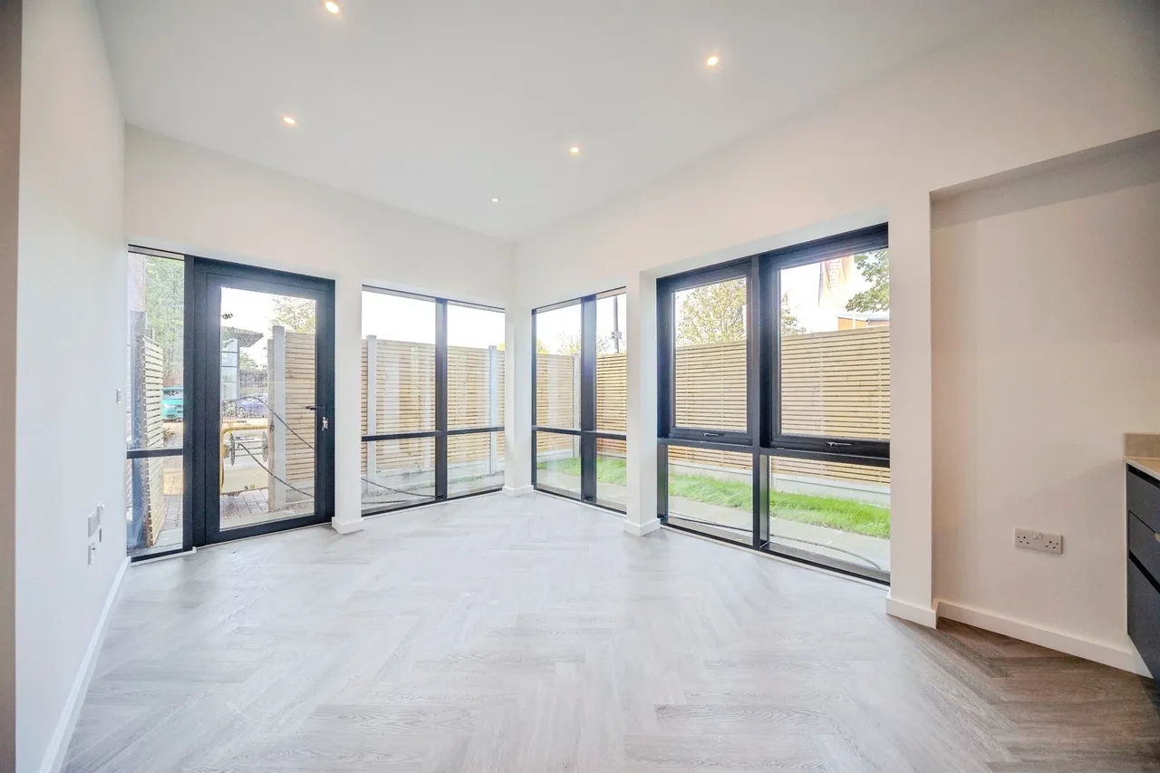 Caldecotte Lake Drive, Caldecotte, MK7, photo 6