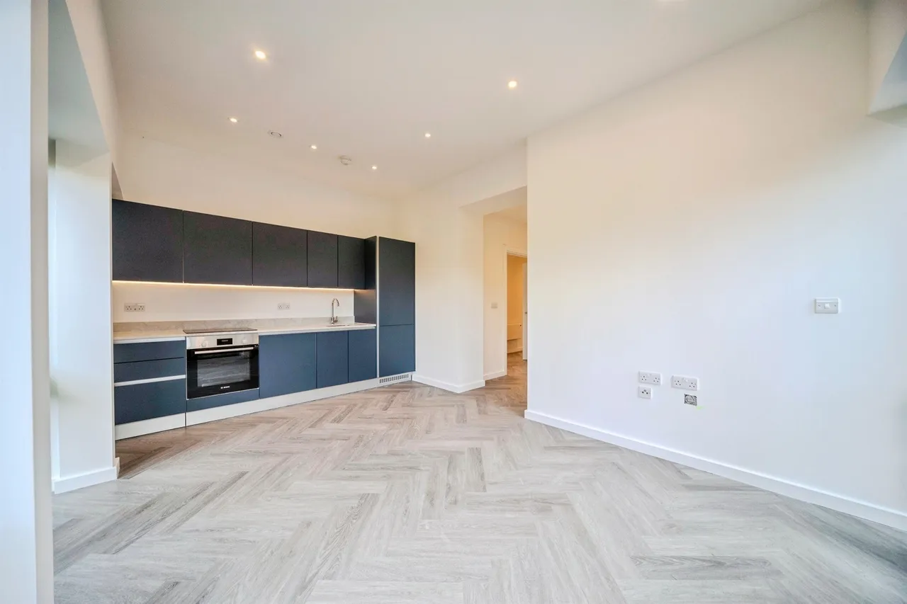Caldecotte Lake Drive, Caldecotte, MK7, photo 5