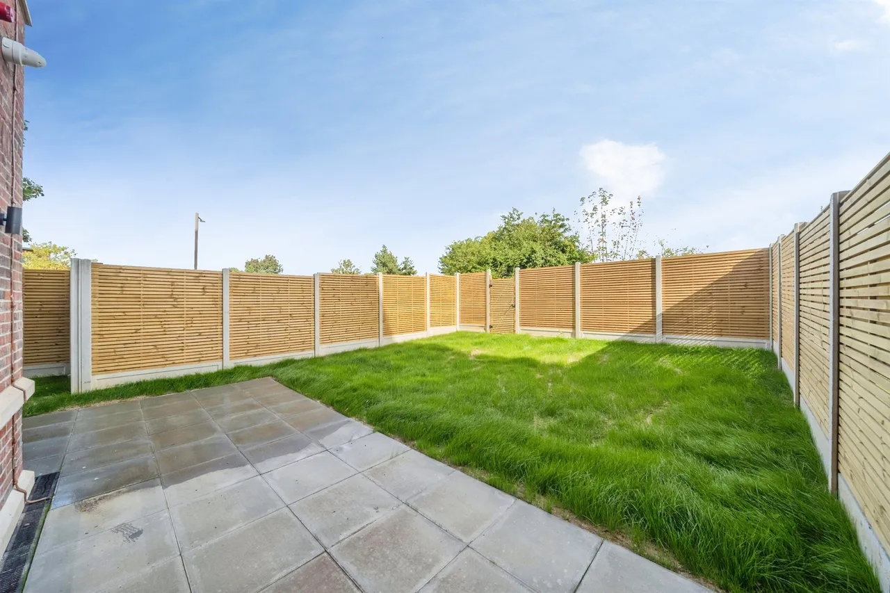 Caldecotte Lake Drive, Caldecotte, MK7, photo 18