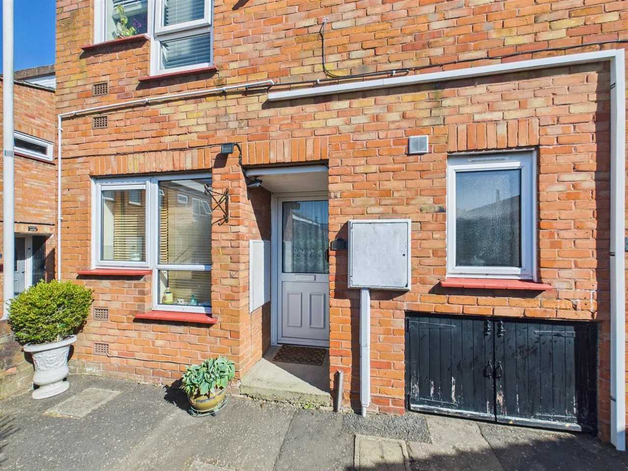 Lakeside Close, Ruislip, HA4 7UE, photo 9
