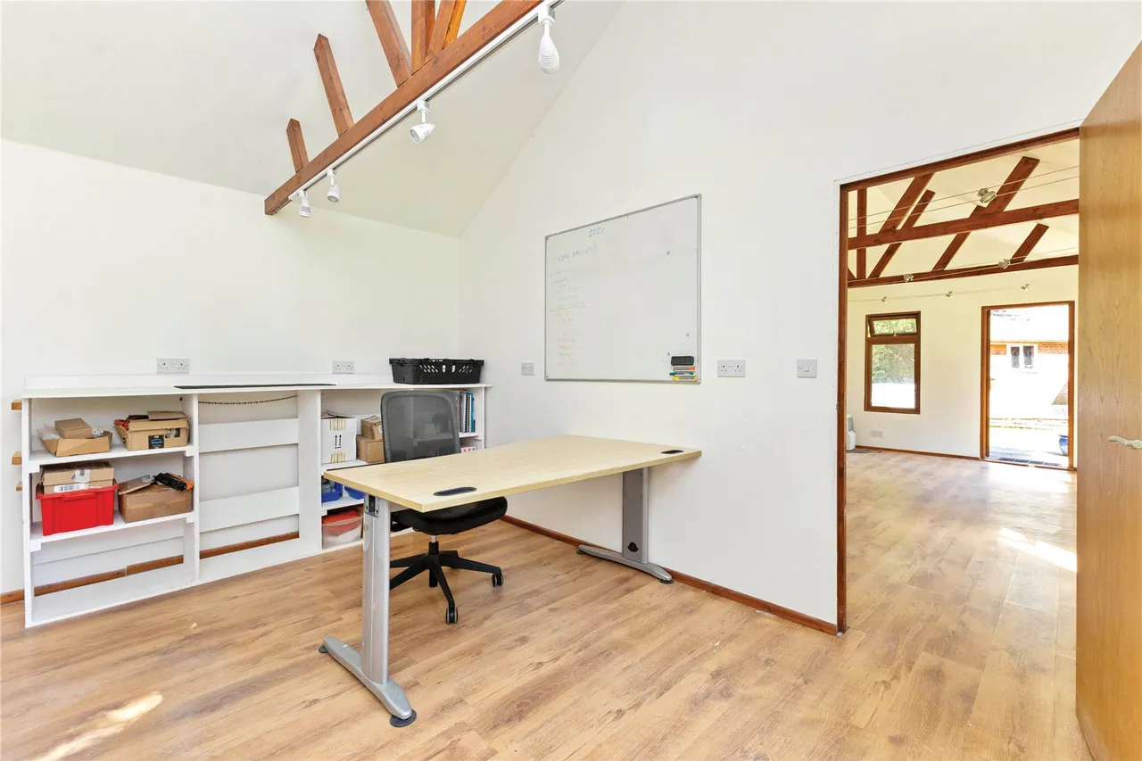 Kingswood Firs, Grayshott, GU26, photo 11
