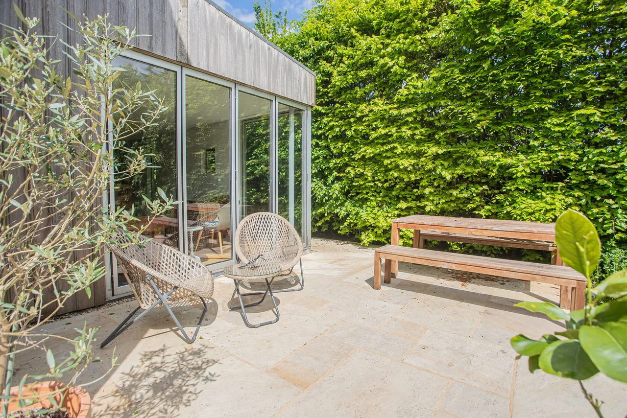 Kingswood, Wotton-under-Edge, photo 2