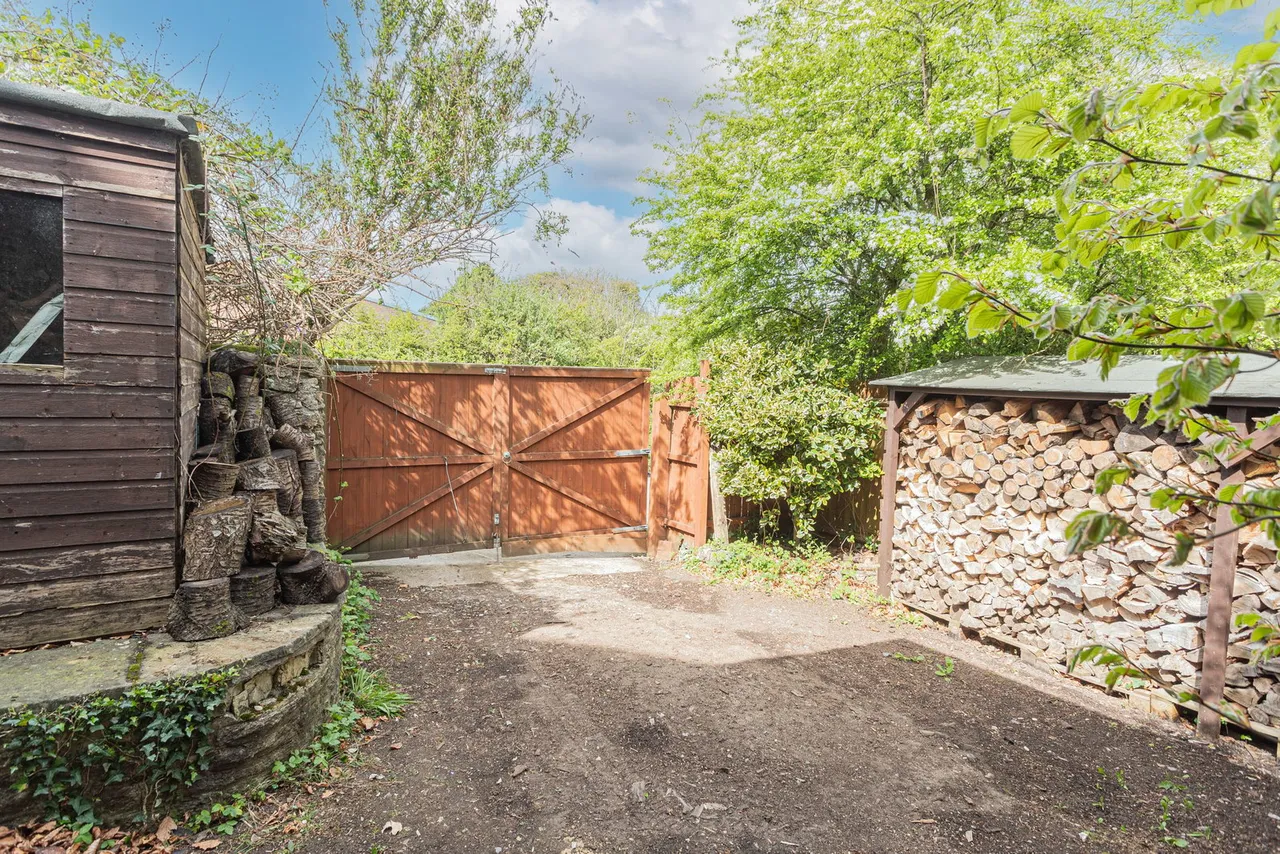 Kingswood, Wotton-under-Edge, photo 21