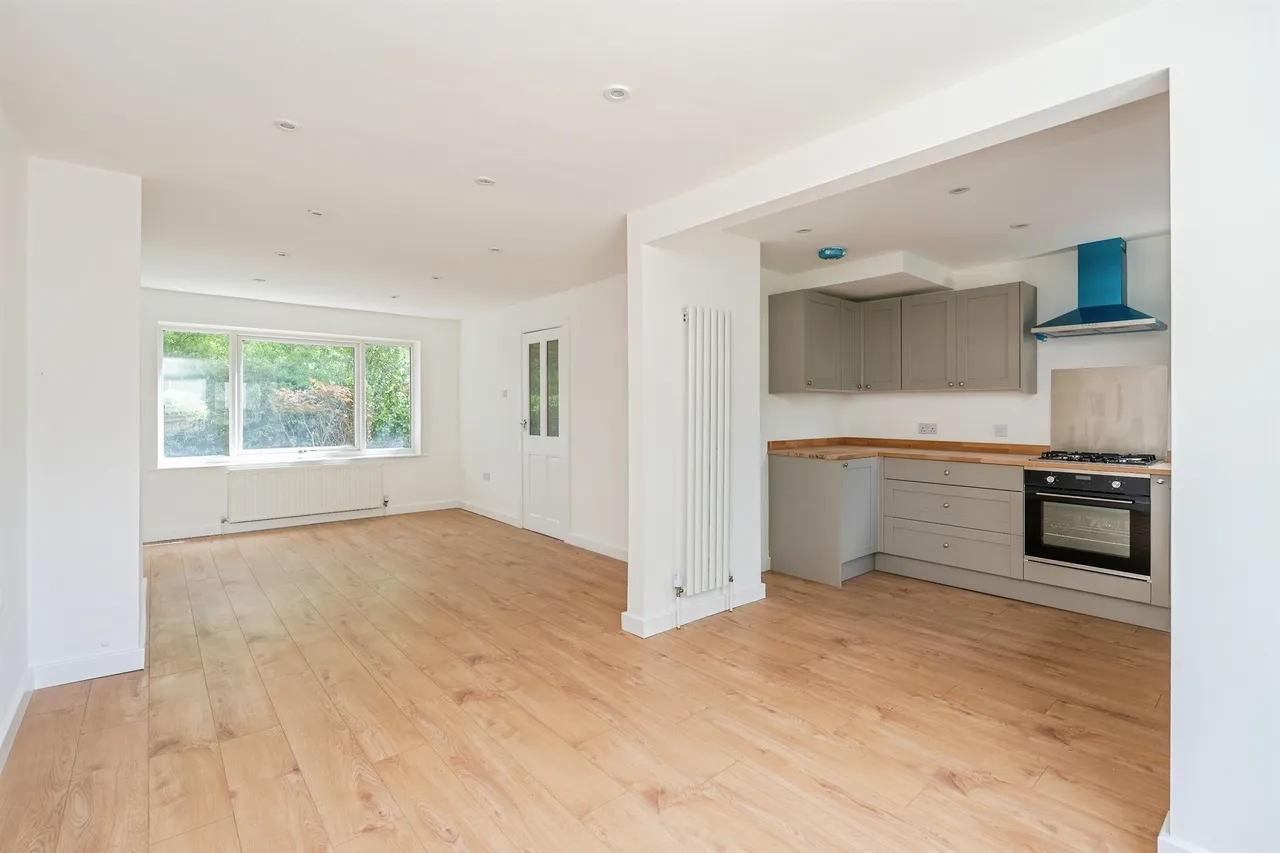 The Drive, Totton, SO40, photo 12