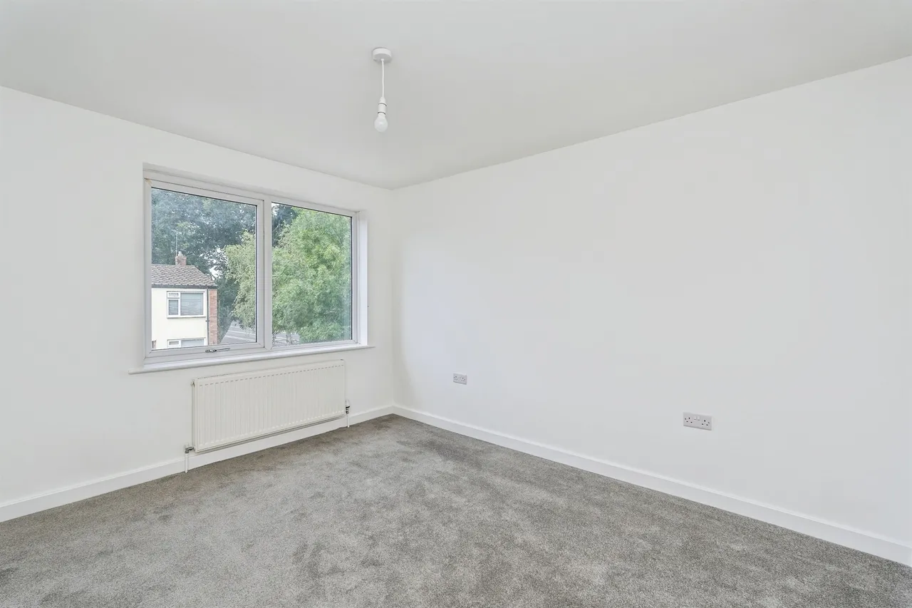 The Drive, Totton, SO40, photo 13
