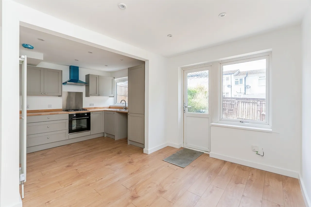 The Drive, Totton, SO40, photo 11