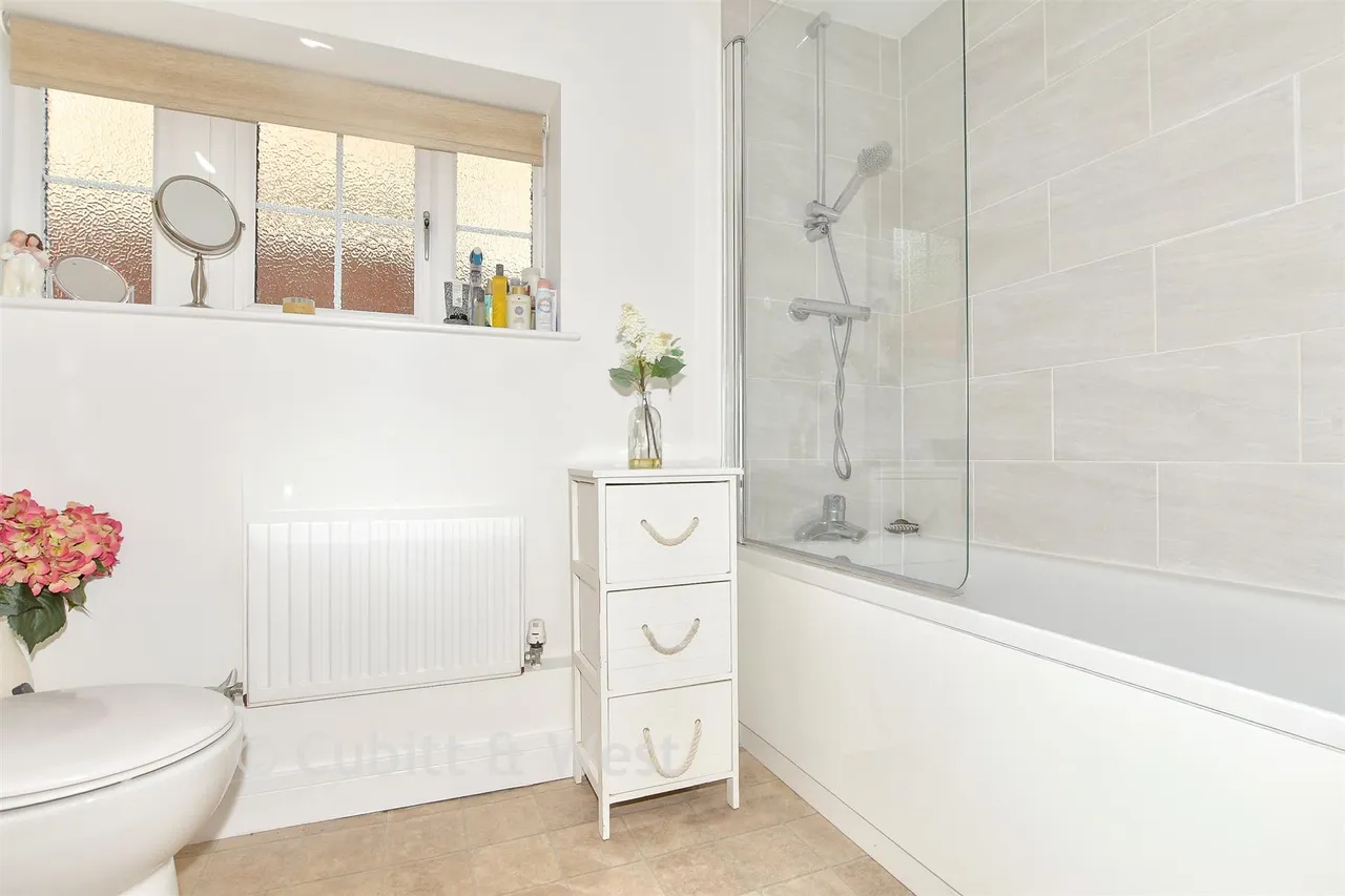 College Road, Ardingly, RH17, photo 10