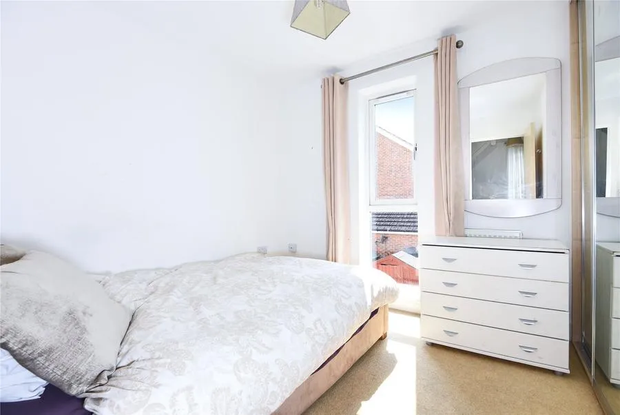 Vulcan Drive, Bracknell, RG12, photo 7
