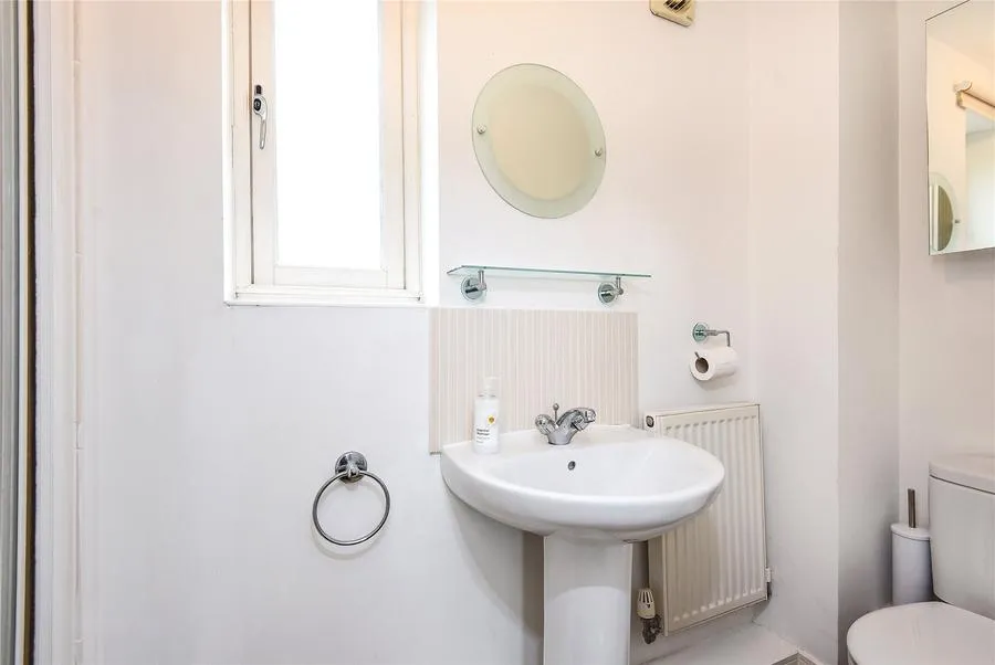 Vulcan Drive, Bracknell, RG12, photo 12
