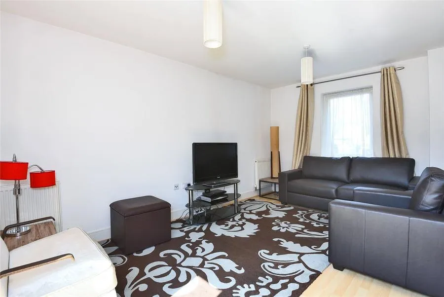 Vulcan Drive, Bracknell, RG12, photo 3