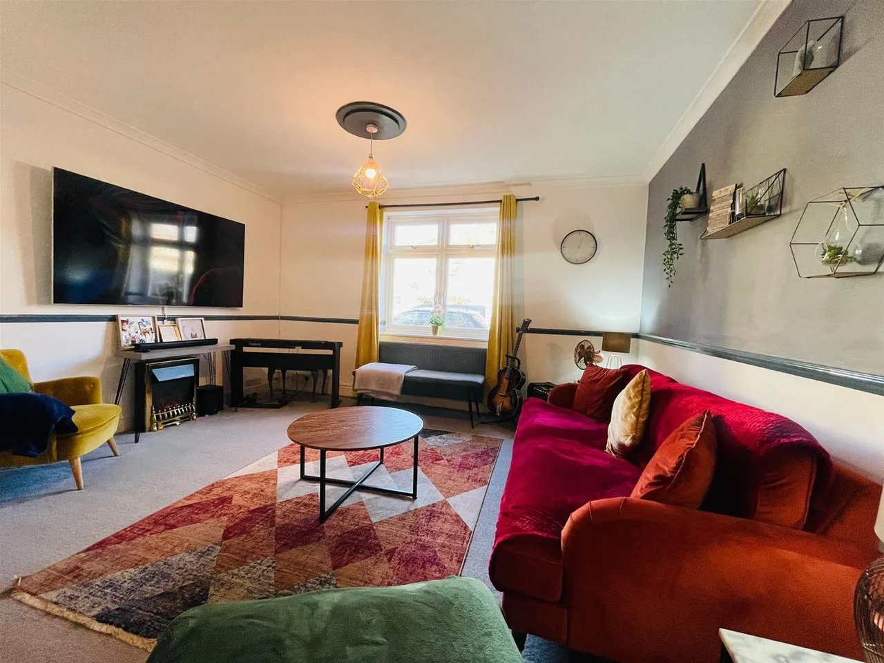 Winns Avenue, London, Greater London E17 5HB, photo 3