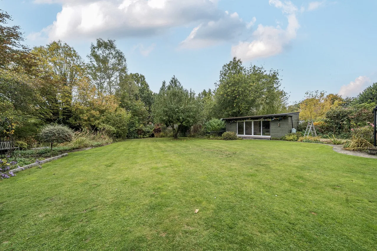 Wellington Avenue, Fleet, GU51 3BF, photo 19