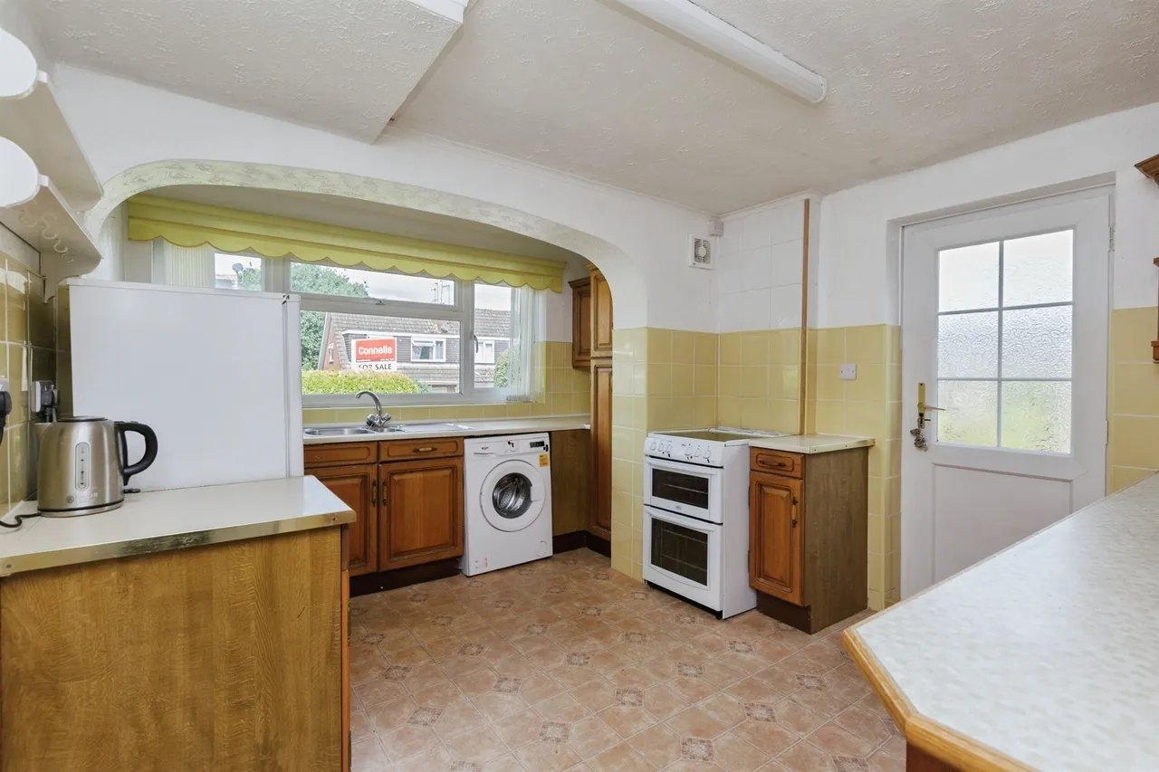 Rushton Drive, Leicester, LE2, photo 11