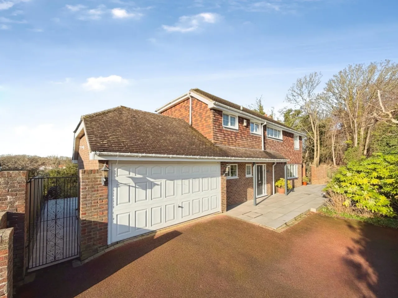 5 bed house for sale — Blackhouse Hill, Hythe
